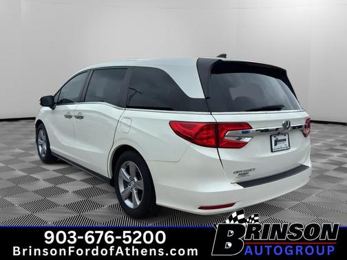 White Diamond Pearl 2018 Honda Odyssey EX-L