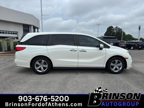 White Diamond Pearl 2018 Honda Odyssey EX-L