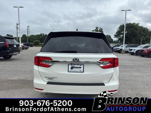White Diamond Pearl 2018 Honda Odyssey EX-L