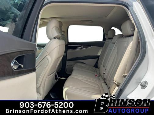 White Platinum Tri-Coat Metallic 2016 Lincoln MKX Reserve