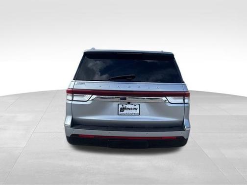 2023 Lincoln Navigator L Reserve