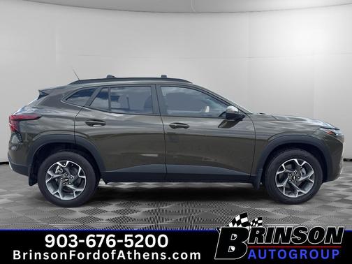 Harvest Gold / Bronze 2024 Chevrolet Trax LT