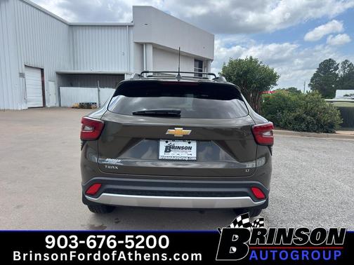 Harvest Gold / Bronze 2024 Chevrolet Trax LT