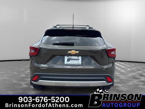 Harvest Gold / Bronze 2024 Chevrolet Trax LT