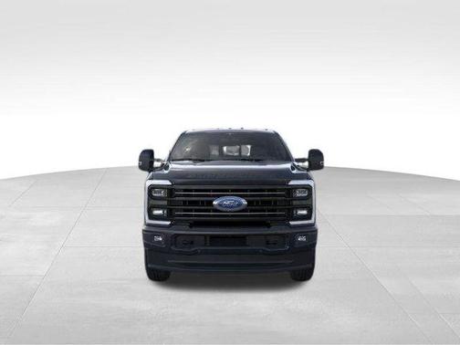 2025 Ford F-250 Platinum