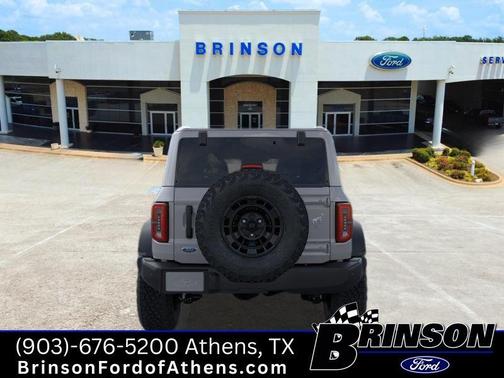 Avalanche Gray 2026 Ford Bronco Outer Banks