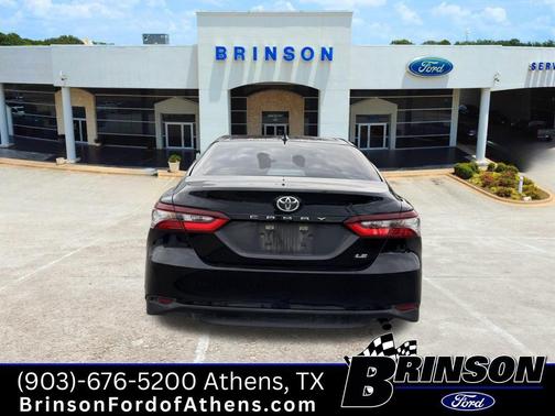 2022 Toyota Camry LE