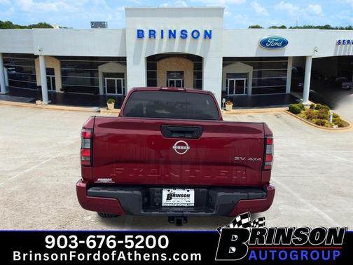 2023 Nissan Frontier SV