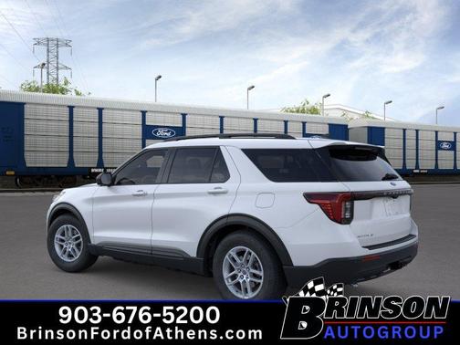 Space White Metallic 2026 Ford Explorer Active