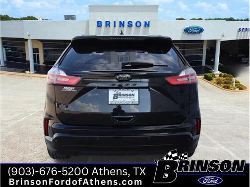 Agate Black Metallic 2022 Ford Edge SE