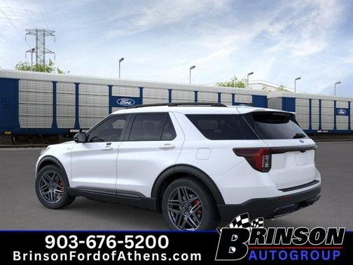 Star White 2026 Ford Explorer ST-Line