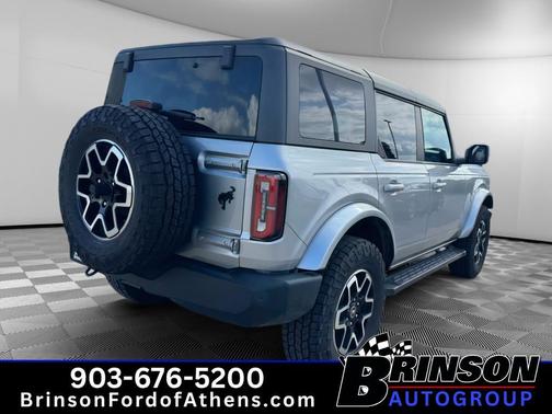 Iconic Silver Metallic 2024 Ford Bronco Outer Banks