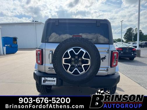 Iconic Silver Metallic 2024 Ford Bronco Outer Banks