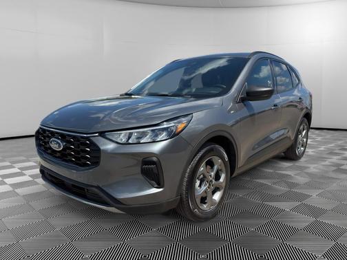 Carbonized Gray Metallic 2025 Ford Escape ST-Line