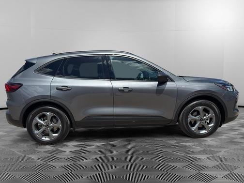 Carbonized Gray Metallic 2025 Ford Escape ST-Line