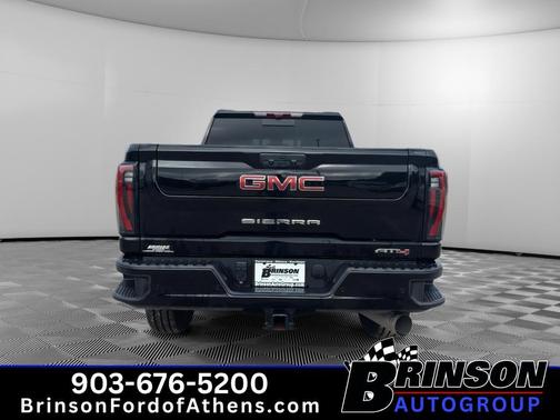 Onyx Black 2025 GMC Sierra 2500 AT4