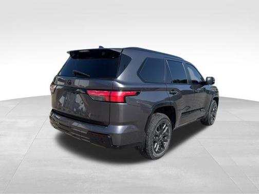 2024 Toyota Sequoia Platinum