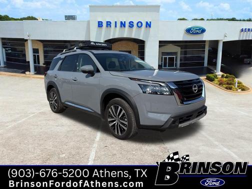 2025 Nissan Pathfinder Platinum