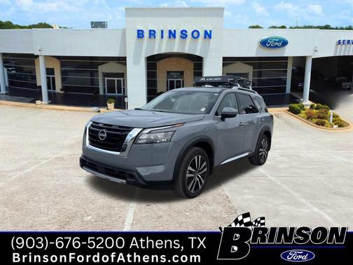 2025 Nissan Pathfinder Platinum