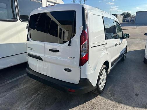 2017 Ford Transit Connect XLT