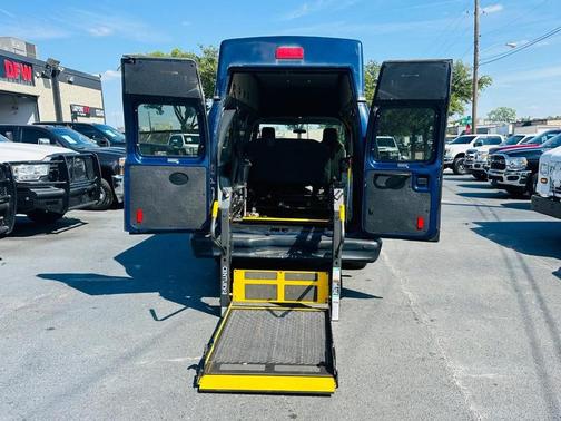 2013 Ford E350 Super Duty XL
