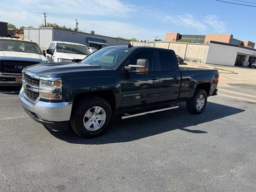 Graphite Metallic 2017 Chevrolet Silverado 1500 1LT