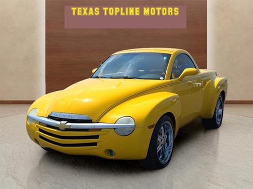 2004 Chevrolet SSR 2WD LS Reg Cab