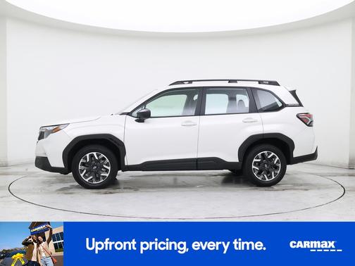 White 2025 Subaru Forester