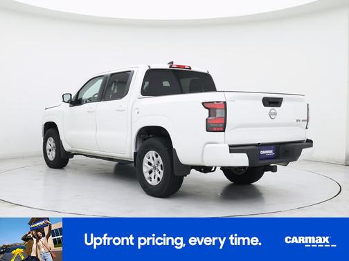 White 2024 Nissan Frontier SV