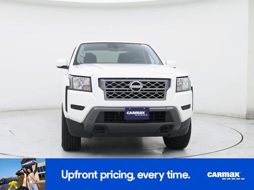 White 2024 Nissan Frontier SV