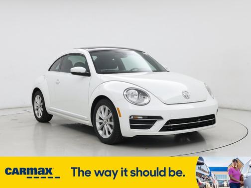 2019 Volkswagen Beetle SE
