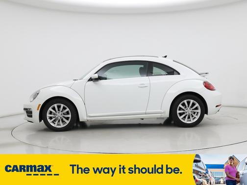 2019 Volkswagen Beetle SE