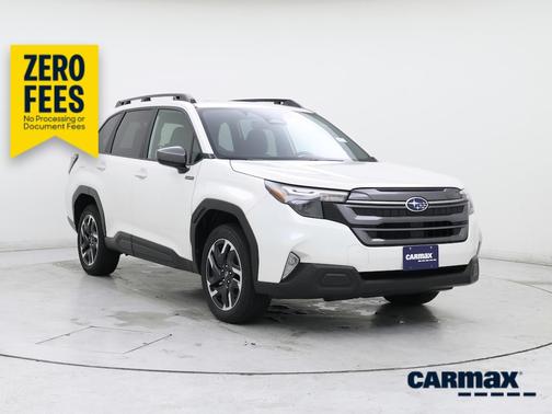 White 2025 Subaru Forester Hybrid Premium