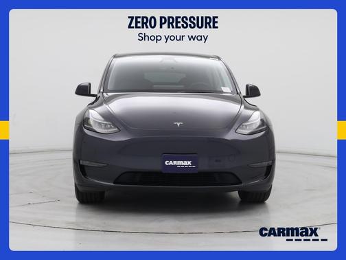 Gray 2025 Tesla Model Y Long Range