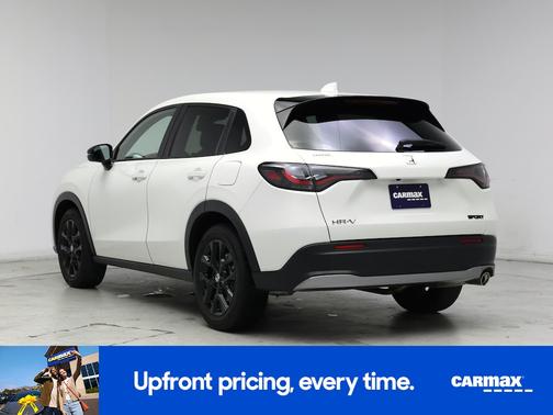 White 2024 Honda HR-V Sport