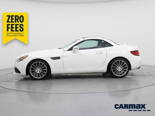 White 2017 Mercedes-Benz SLC 300