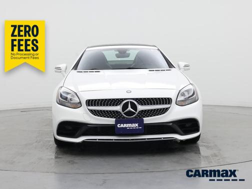 White 2017 Mercedes-Benz SLC 300