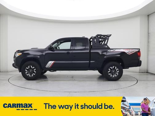 2022 Toyota Tacoma SR