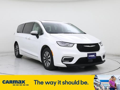 2023 Chrysler Pacifica Hybrid Limited
