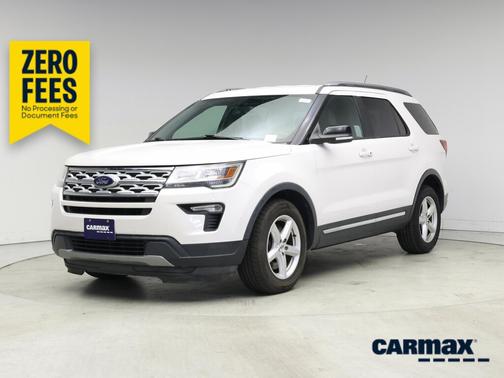White 2018 Ford Explorer XLT