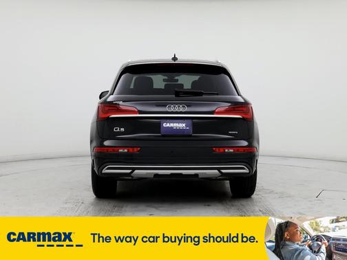 2022 Audi Q5 Premium Plus