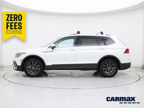 White 2023 Volkswagen Tiguan SE
