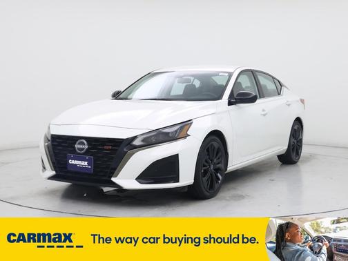 2023 Nissan Altima SR