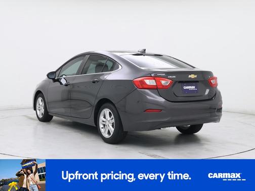 Gray 2017 Chevrolet Cruze LT