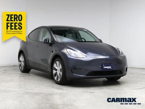 Gray 2023 Tesla Model Y Long Range