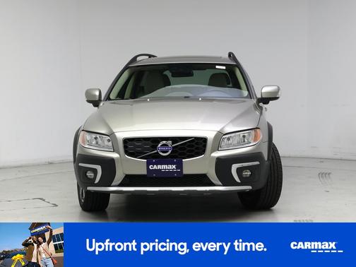 Tan 2015 Volvo XC70 T6 Platinum