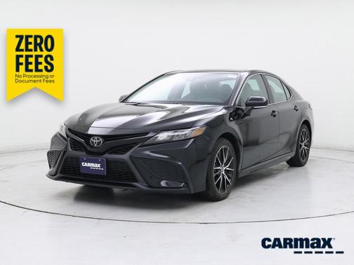 Black 2023 Toyota Camry SE