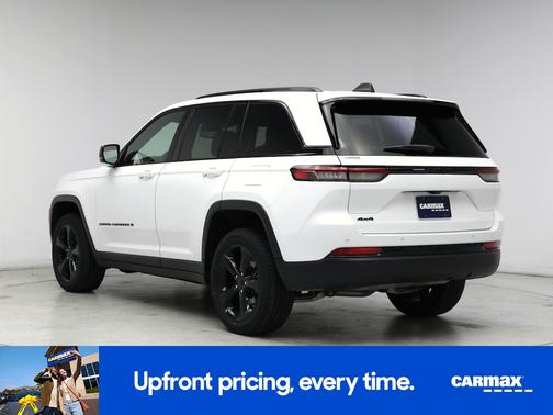 White 2024 Jeep Grand Cherokee Altitude