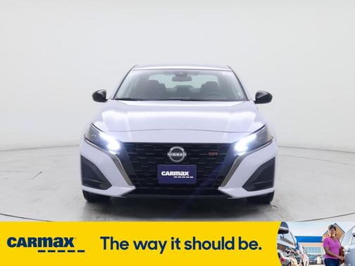 2023 Nissan Altima SR