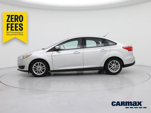 Silver 2015 Ford Focus SE